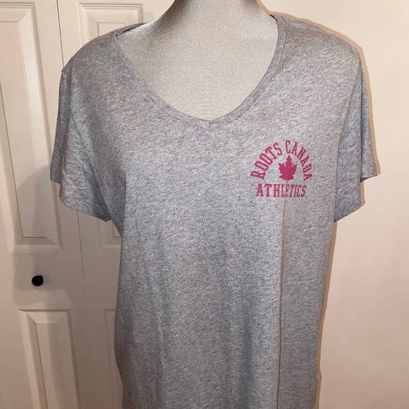 ROOTS Canada Athletics women’s T-shirt - Picture 1 of 7